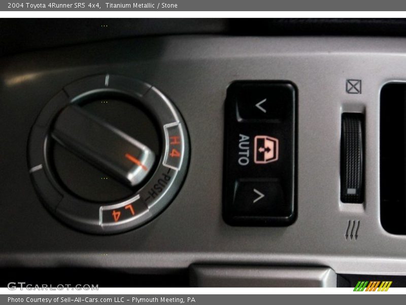 Titanium Metallic / Stone 2004 Toyota 4Runner SR5 4x4