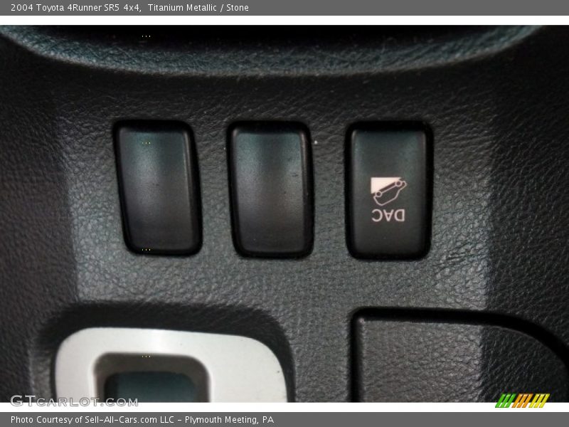 Titanium Metallic / Stone 2004 Toyota 4Runner SR5 4x4