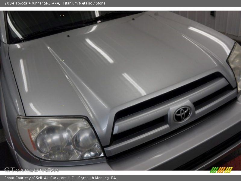 Titanium Metallic / Stone 2004 Toyota 4Runner SR5 4x4