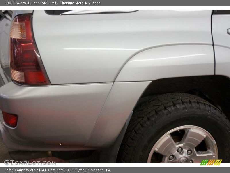 Titanium Metallic / Stone 2004 Toyota 4Runner SR5 4x4