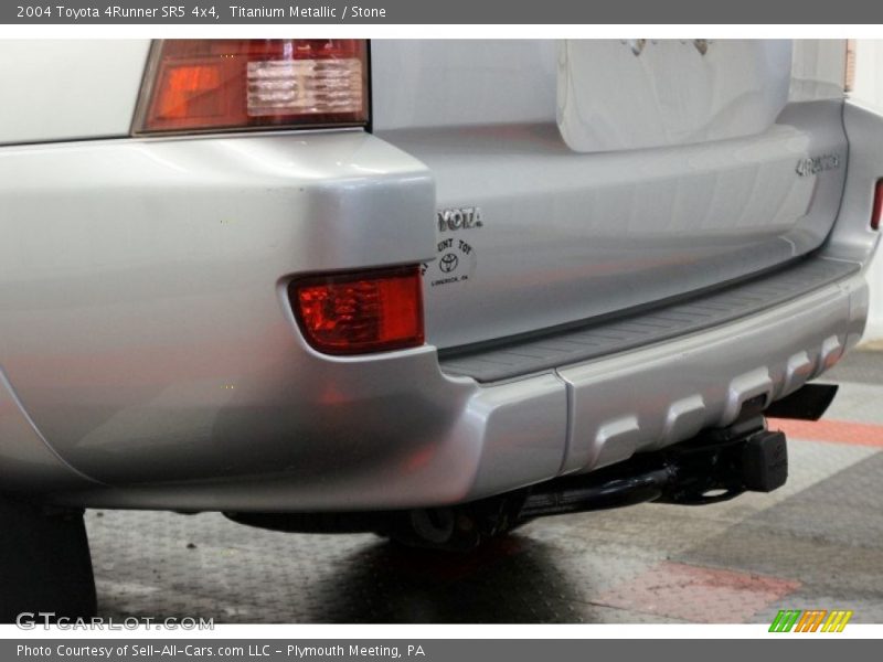 Titanium Metallic / Stone 2004 Toyota 4Runner SR5 4x4
