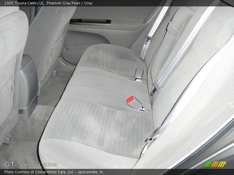 Phantom Gray Pearl / Gray 2005 Toyota Camry LE