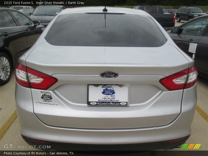 Ingot Silver Metallic / Earth Gray 2015 Ford Fusion S