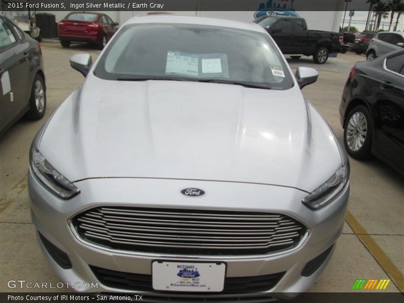 Ingot Silver Metallic / Earth Gray 2015 Ford Fusion S