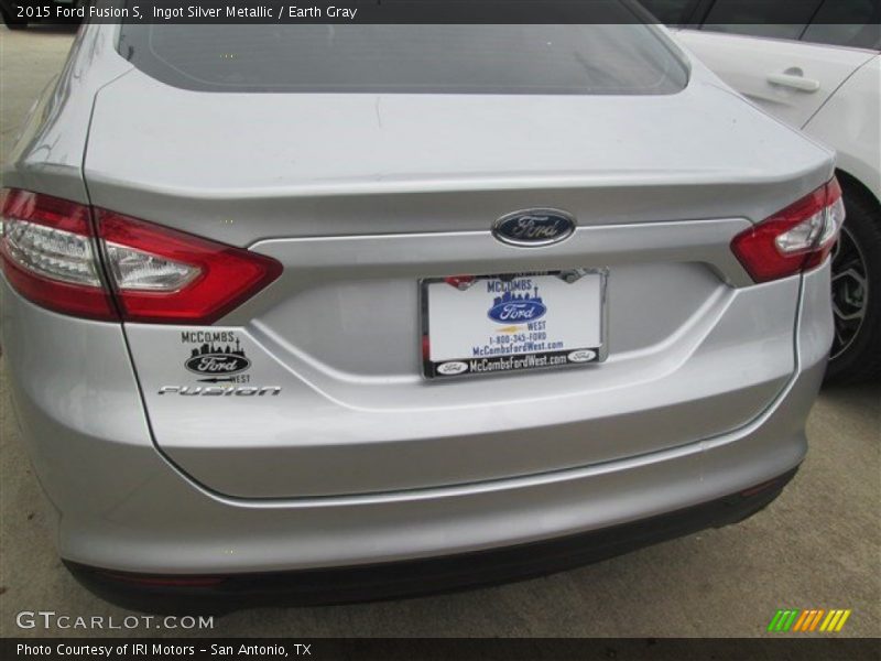 Ingot Silver Metallic / Earth Gray 2015 Ford Fusion S
