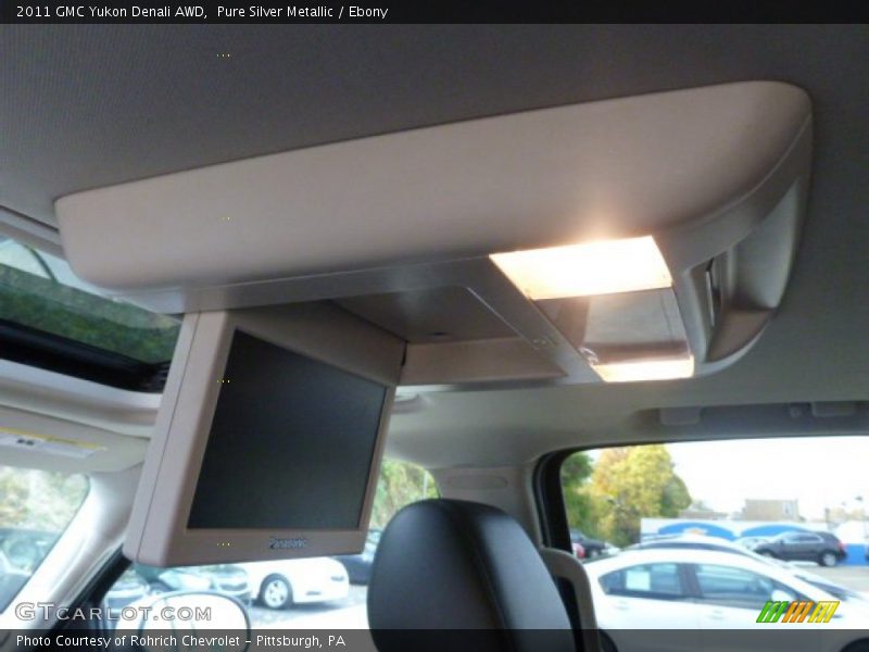 Pure Silver Metallic / Ebony 2011 GMC Yukon Denali AWD