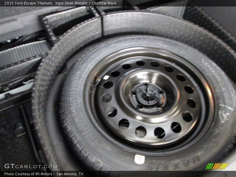 Ingot Silver Metallic / Charcoal Black 2015 Ford Escape Titanium