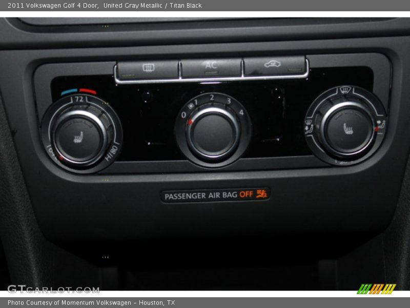 United Gray Metallic / Titan Black 2011 Volkswagen Golf 4 Door