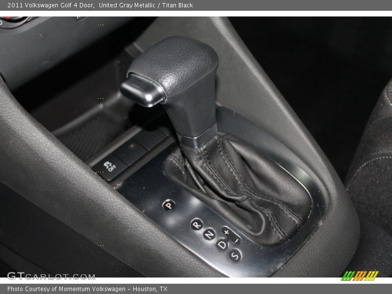 United Gray Metallic / Titan Black 2011 Volkswagen Golf 4 Door