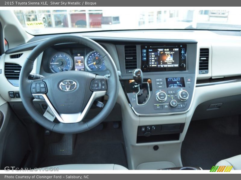 Dashboard of 2015 Sienna XLE
