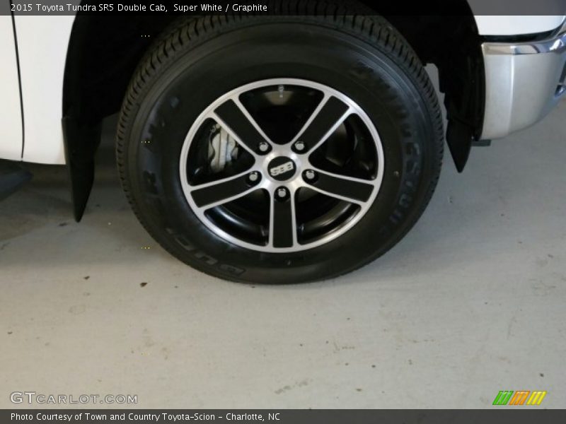 Super White / Graphite 2015 Toyota Tundra SR5 Double Cab