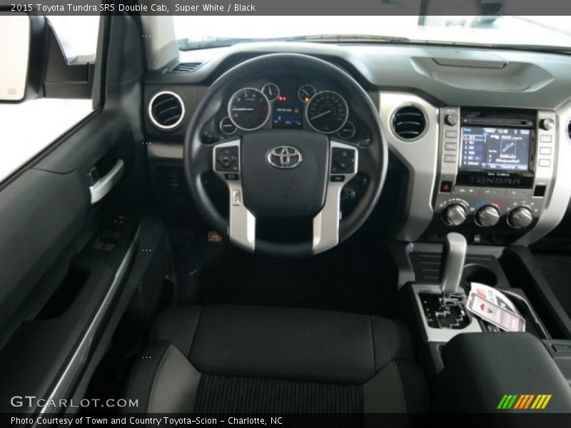 Super White / Black 2015 Toyota Tundra SR5 Double Cab