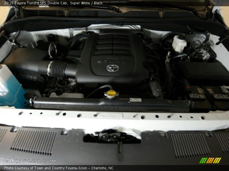 Super White / Black 2015 Toyota Tundra SR5 Double Cab