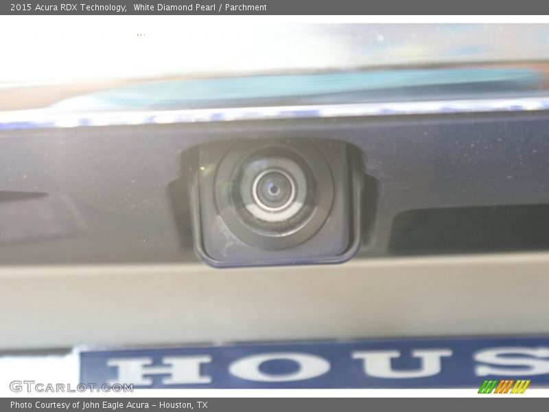 White Diamond Pearl / Parchment 2015 Acura RDX Technology