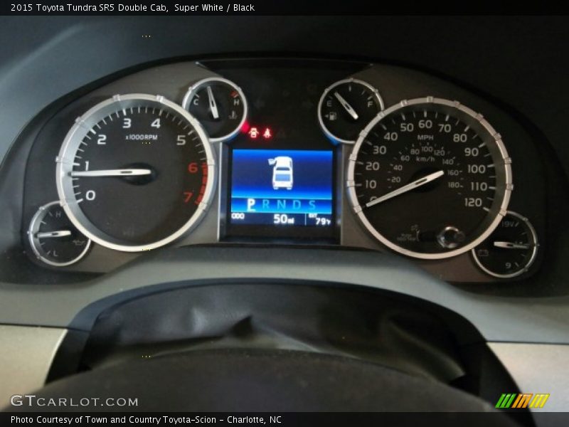 Super White / Black 2015 Toyota Tundra SR5 Double Cab