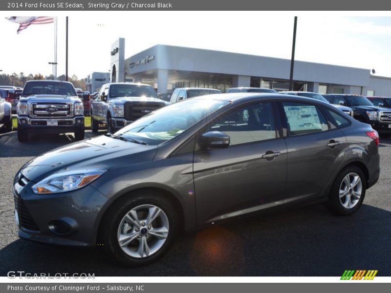 Sterling Gray / Charcoal Black 2014 Ford Focus SE Sedan
