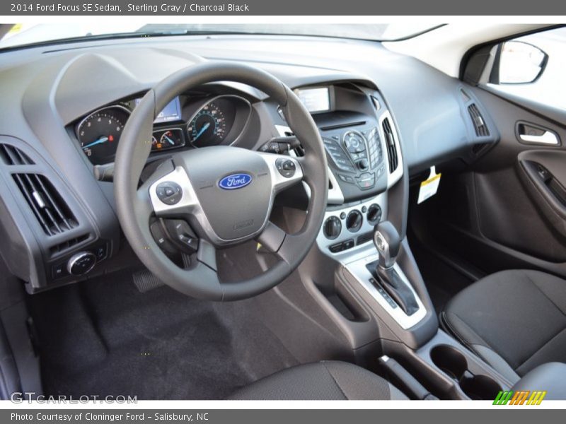 Sterling Gray / Charcoal Black 2014 Ford Focus SE Sedan