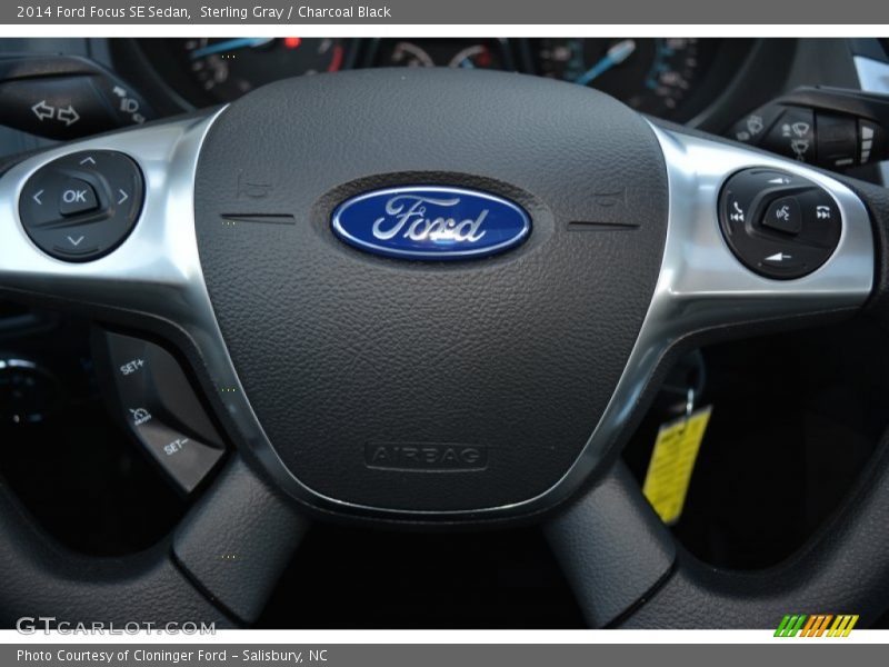Sterling Gray / Charcoal Black 2014 Ford Focus SE Sedan