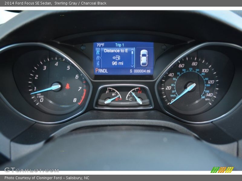 Sterling Gray / Charcoal Black 2014 Ford Focus SE Sedan