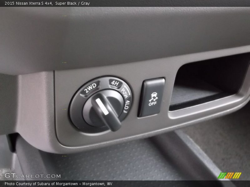 Controls of 2015 Xterra S 4x4