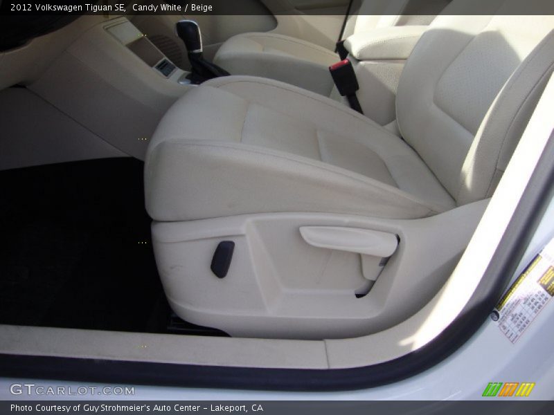 Candy White / Beige 2012 Volkswagen Tiguan SE