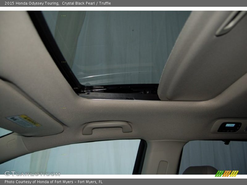 Crystal Black Pearl / Truffle 2015 Honda Odyssey Touring