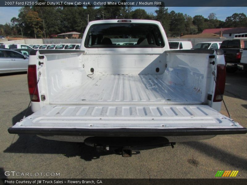 Oxford White Clearcoat / Medium Flint 2007 Ford F250 Super Duty XLT Crew Cab 4x4