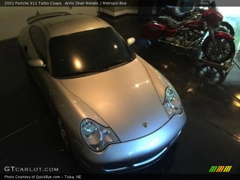 Arctic Silver Metallic / Metropol Blue 2001 Porsche 911 Turbo Coupe