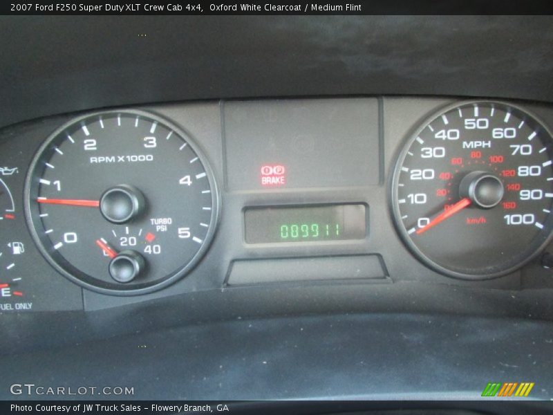 Oxford White Clearcoat / Medium Flint 2007 Ford F250 Super Duty XLT Crew Cab 4x4