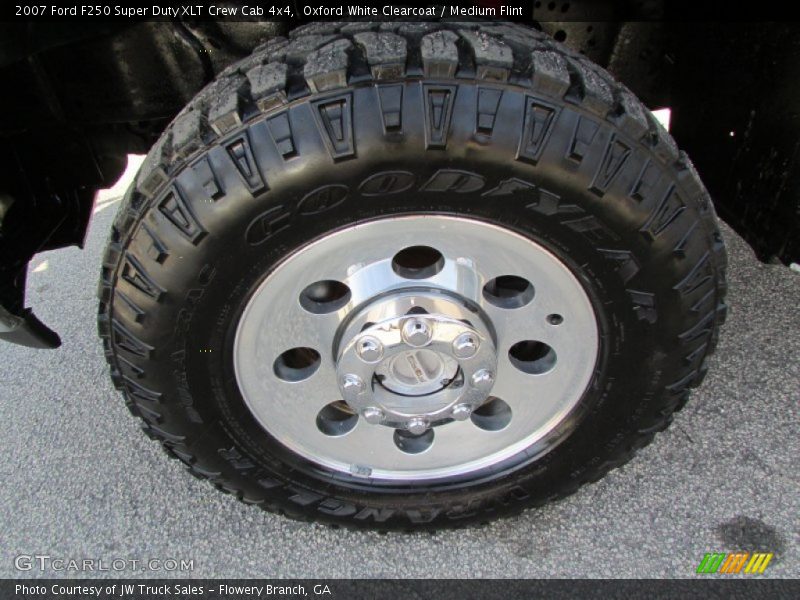 Oxford White Clearcoat / Medium Flint 2007 Ford F250 Super Duty XLT Crew Cab 4x4