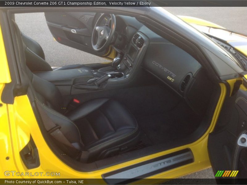 Velocity Yellow / Ebony 2009 Chevrolet Corvette Z06 GT1 Championship Edition