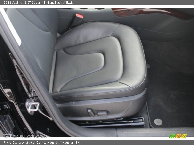 Brilliant Black / Black 2012 Audi A4 2.0T Sedan