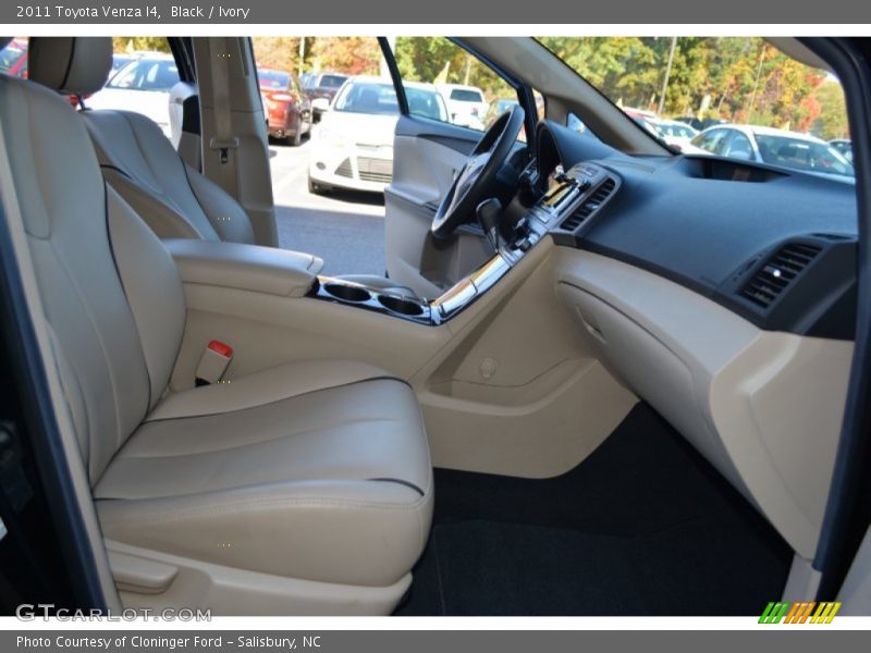 Black / Ivory 2011 Toyota Venza I4