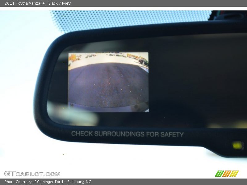 Black / Ivory 2011 Toyota Venza I4