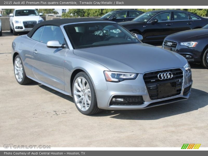 Front 3/4 View of 2015 A5 Premium Plus quattro Convertible