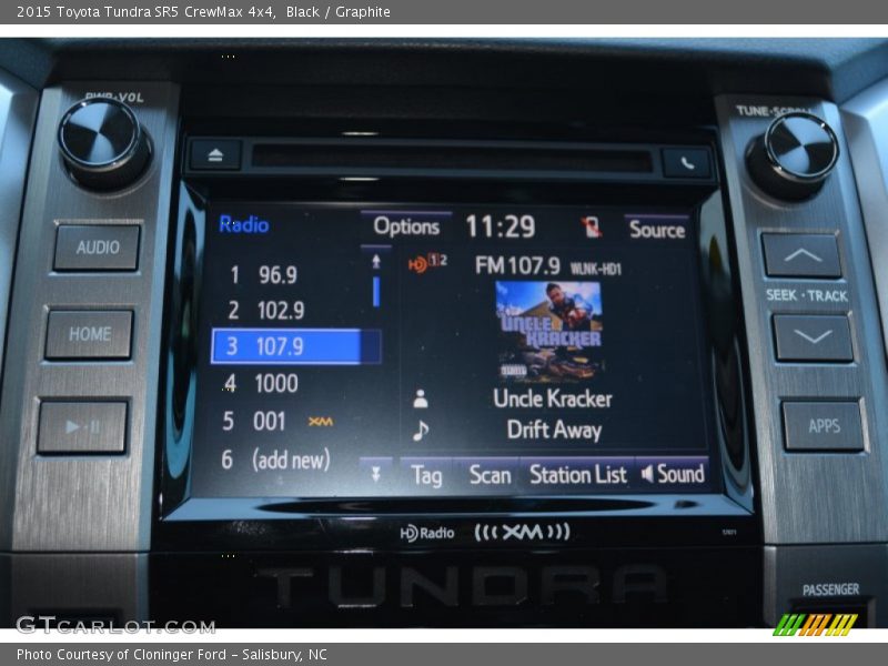 Black / Graphite 2015 Toyota Tundra SR5 CrewMax 4x4