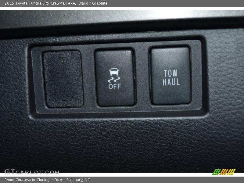 Black / Graphite 2015 Toyota Tundra SR5 CrewMax 4x4