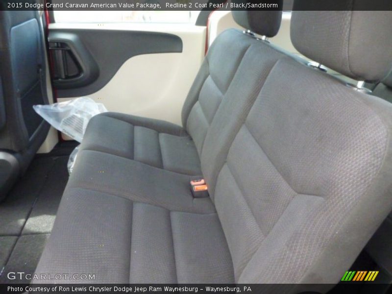 Redline 2 Coat Pearl / Black/Sandstorm 2015 Dodge Grand Caravan American Value Package