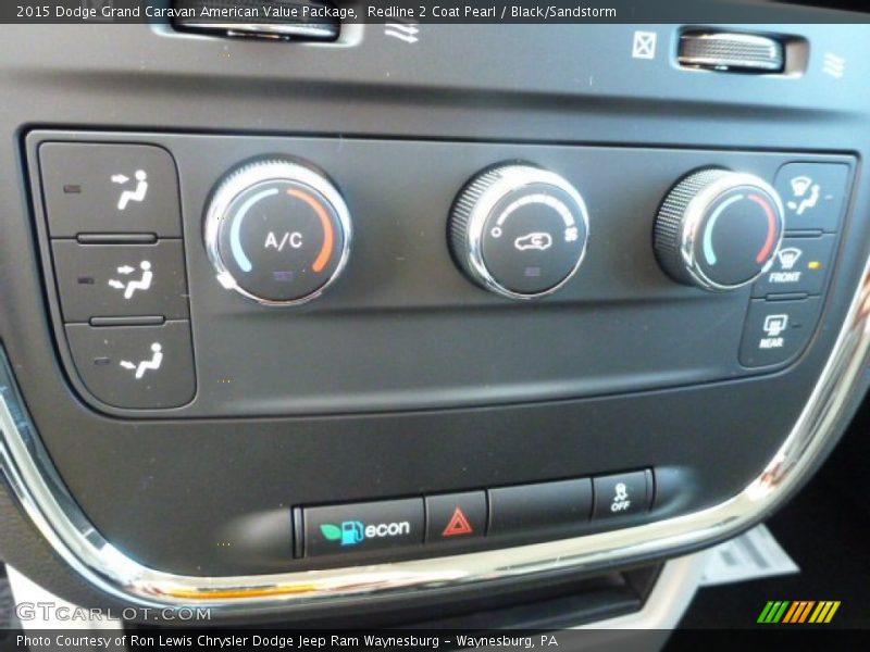 Redline 2 Coat Pearl / Black/Sandstorm 2015 Dodge Grand Caravan American Value Package