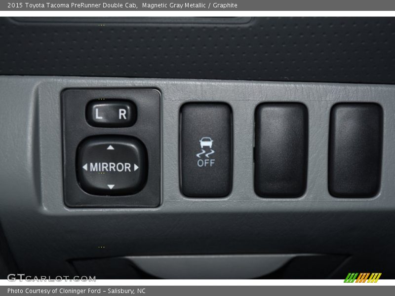 Magnetic Gray Metallic / Graphite 2015 Toyota Tacoma PreRunner Double Cab