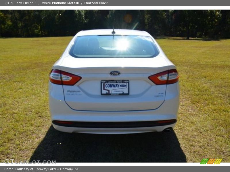 White Platinum Metallic / Charcoal Black 2015 Ford Fusion SE