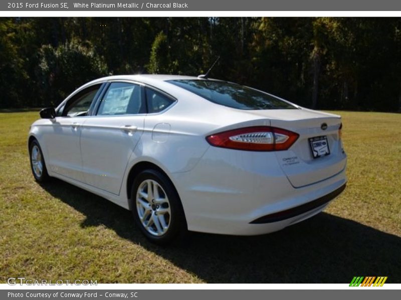 White Platinum Metallic / Charcoal Black 2015 Ford Fusion SE