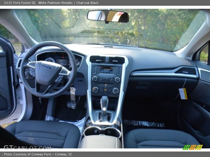 White Platinum Metallic / Charcoal Black 2015 Ford Fusion SE