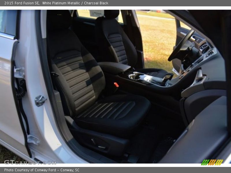 White Platinum Metallic / Charcoal Black 2015 Ford Fusion SE
