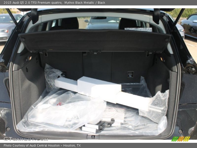 Mythos Black Metallic / Black 2015 Audi Q5 2.0 TFSI Premium quattro