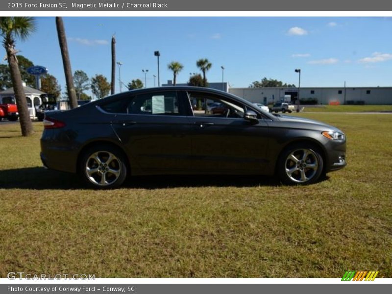 Magnetic Metallic / Charcoal Black 2015 Ford Fusion SE