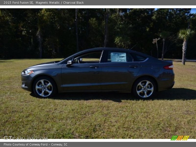 Magnetic Metallic / Charcoal Black 2015 Ford Fusion SE