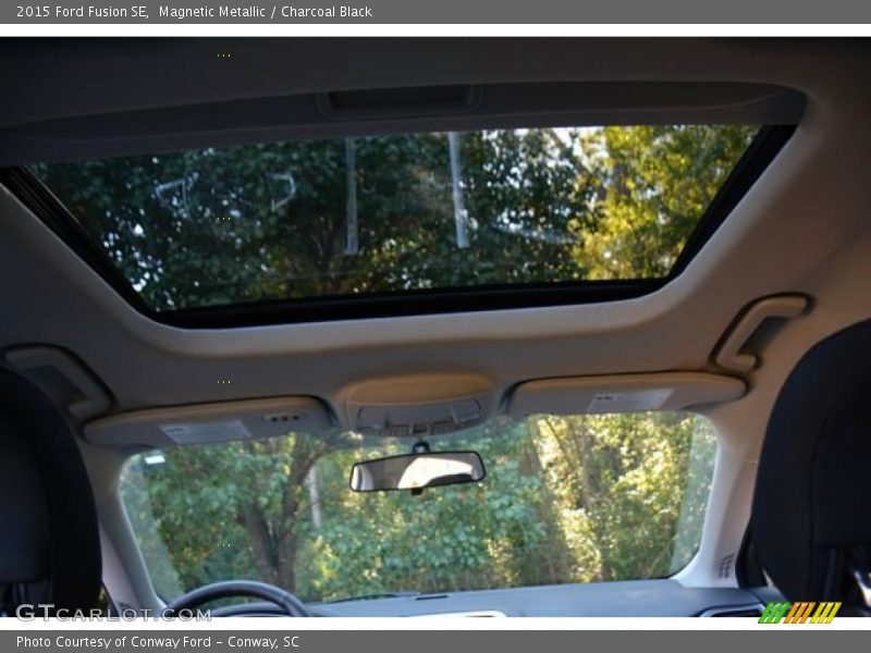 Magnetic Metallic / Charcoal Black 2015 Ford Fusion SE