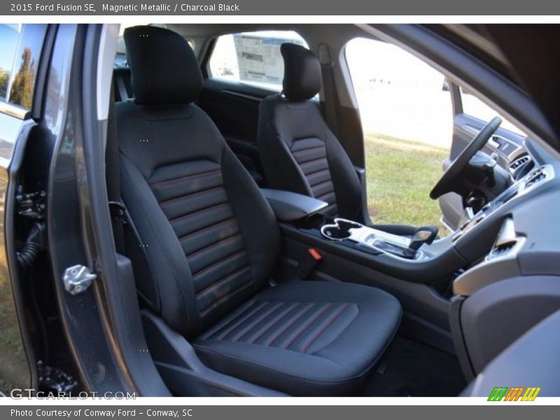 Magnetic Metallic / Charcoal Black 2015 Ford Fusion SE