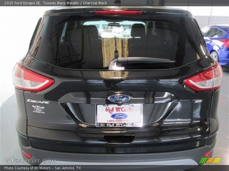 Tuxedo Black Metallic / Charcoal Black 2015 Ford Escape SE